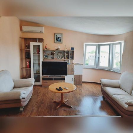 Apartman Julienne Каштела Экстерьер фото