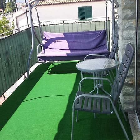 Apartman Julienne Каштела Экстерьер фото
