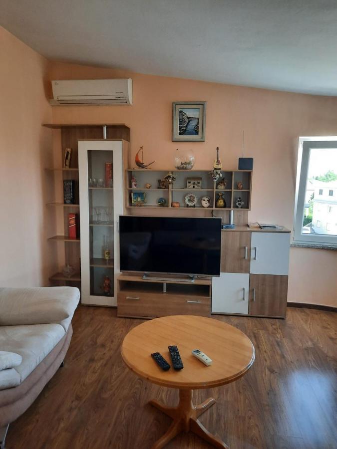 Apartman Julienne Каштела Экстерьер фото