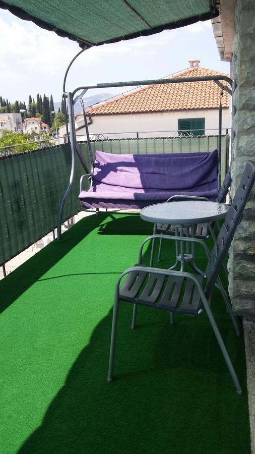 Apartman Julienne Каштела Экстерьер фото